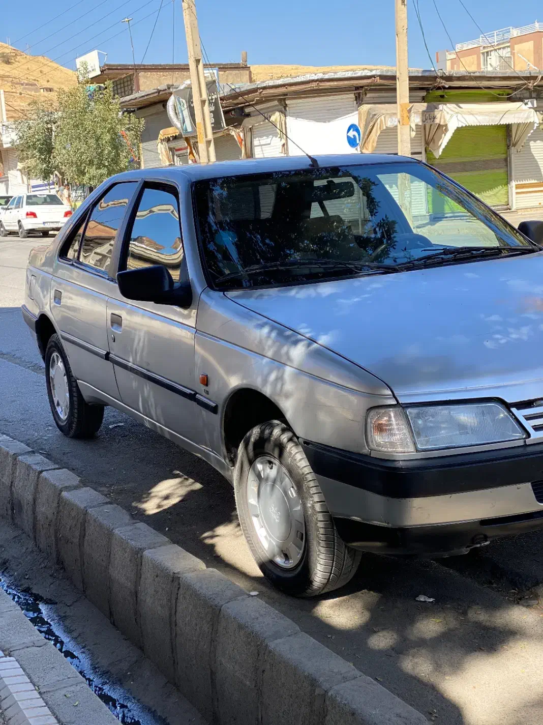 پژو ۴۰۵ مدل ۸۵|خودرو سواری و وانت|پیرانشهر, |دیوار