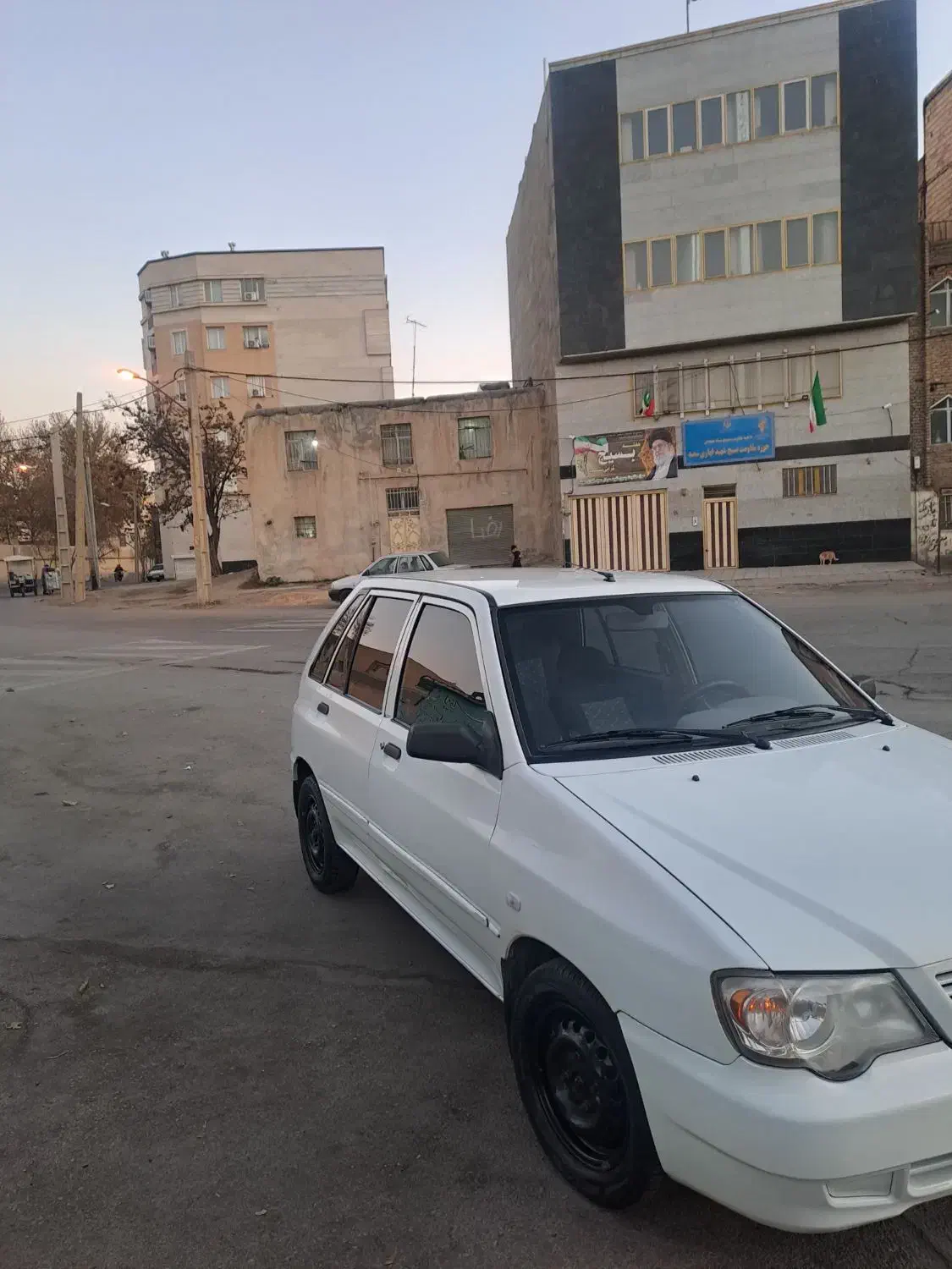 111 مدل 97|خودرو سواری و وانت|کرمانشاه, |دیوار