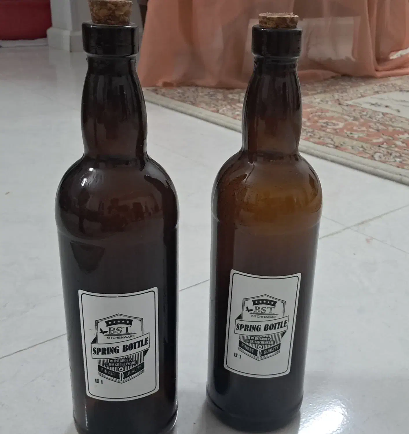 دو عدد بطری|ظروف نگهدارنده، پلاستیکی، یکبارمصرف|مشهد, الهیه|دیوار