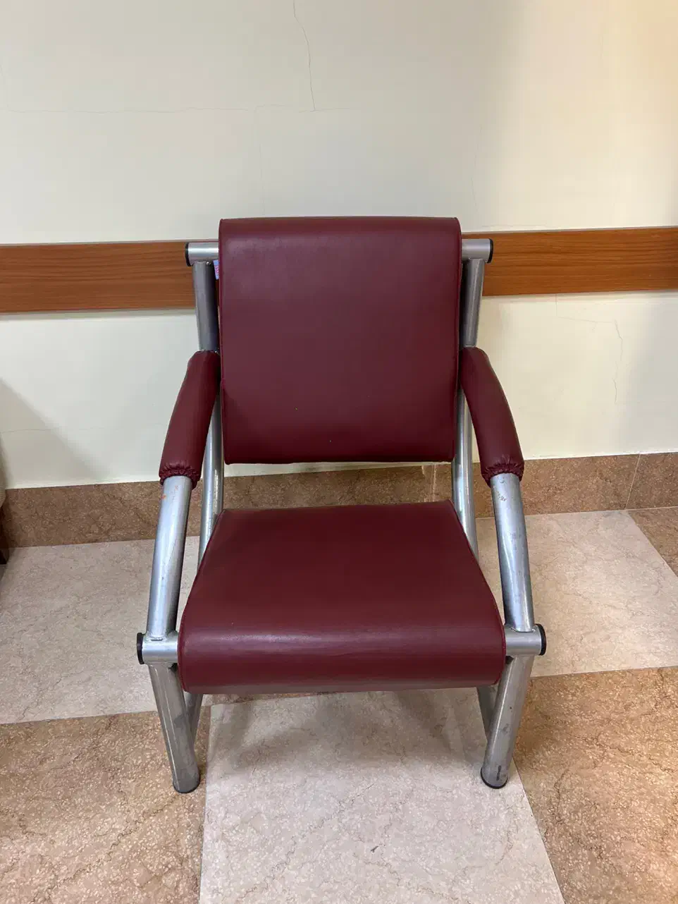 صندلی|مبلمان اداری|اردبیل, |دیوار