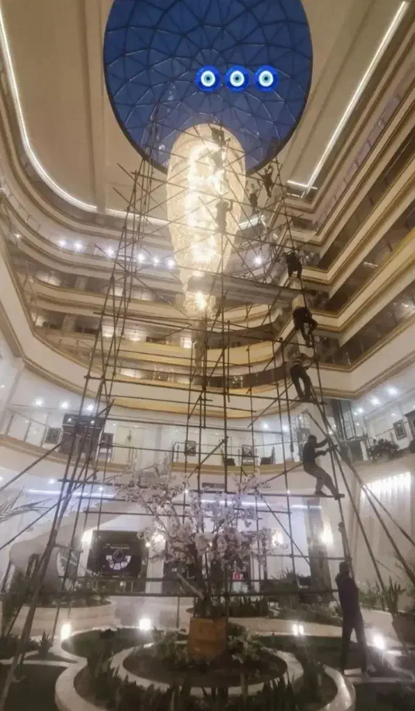 داربست فلزی درکل نقاط شهر ن صب پروژه های کلان|مصالح و تجهیزات ساختمان|قم, انسجام|دیوار