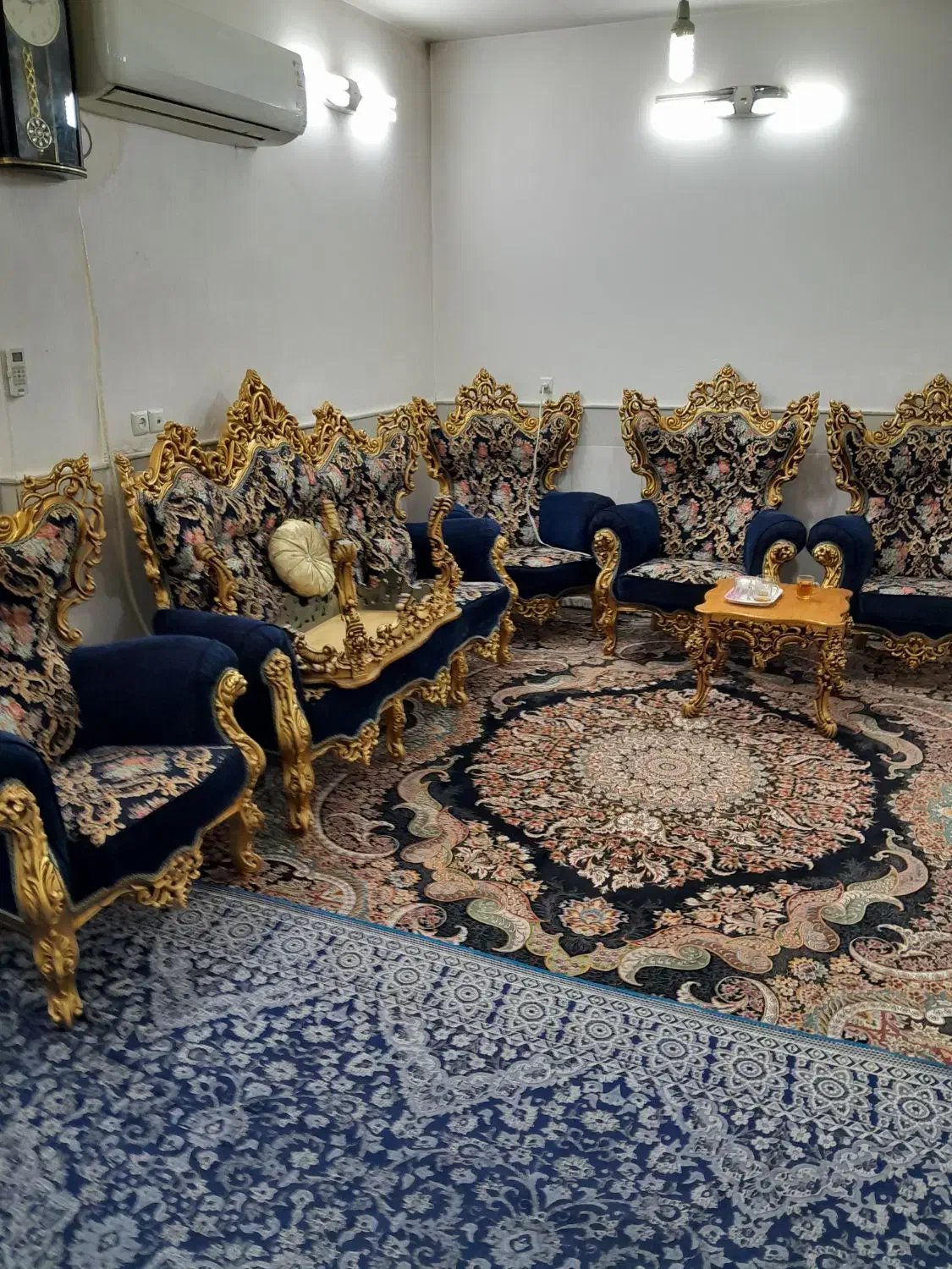 مبل سلطنتی تمیز|مبلمان خانگی و میز عسلی|قم, نیروگاه|دیوار