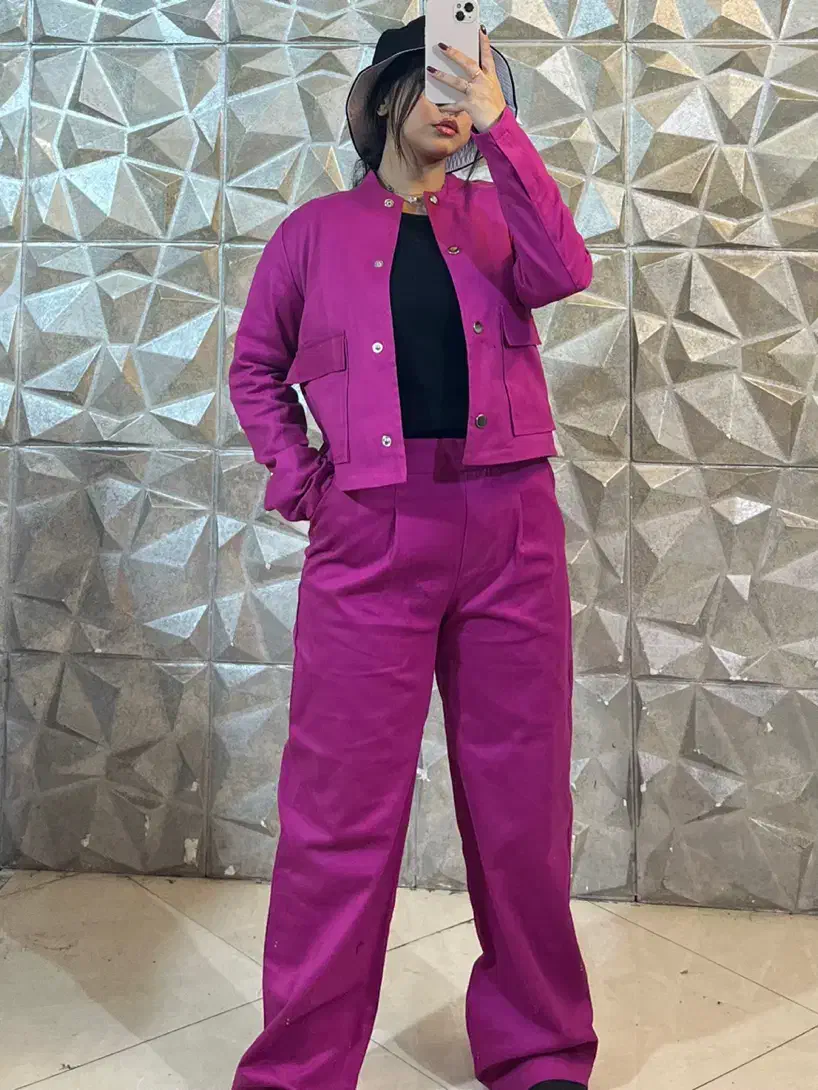 فروشنده نیمه وقت جهت مانتو فروشی|استخدام خدمات فروشگاه و رستوران|آمل, |دیوار