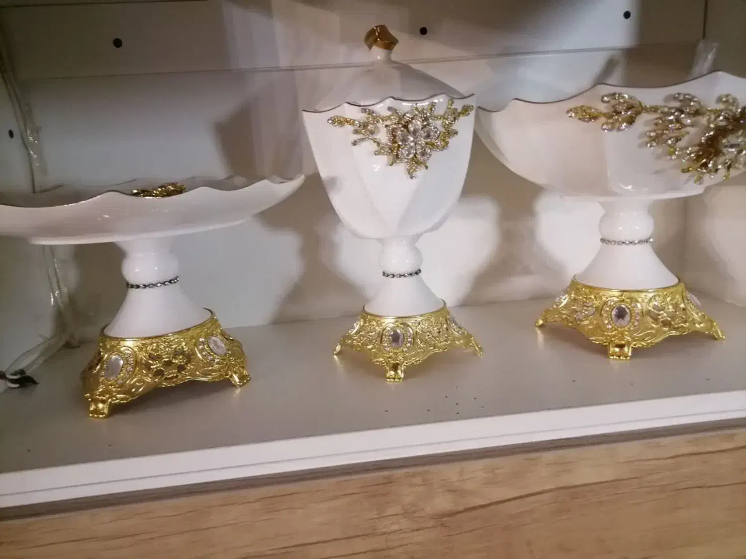 سرویس خیلی شیک با قیمت مناسب|ظروف سرو و پذیرایی|مشهد, نیروی هوایی|دیوار