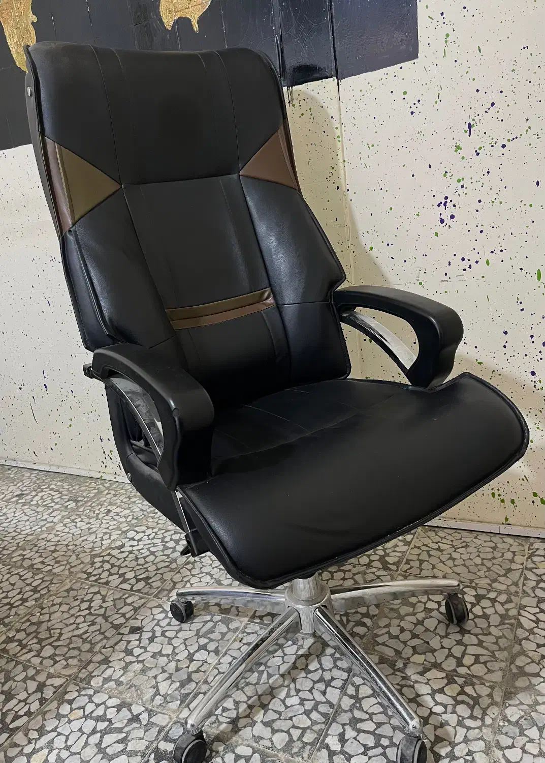 صندلی اداری|مبلمان اداری|قائم‌شهر, |دیوار