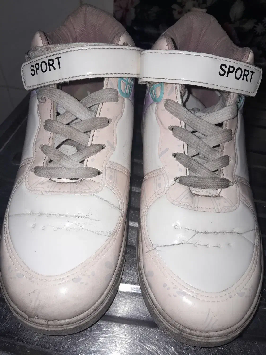 کتانی|کیف، کفش، کمربند|قم, باجک یک|دیوار