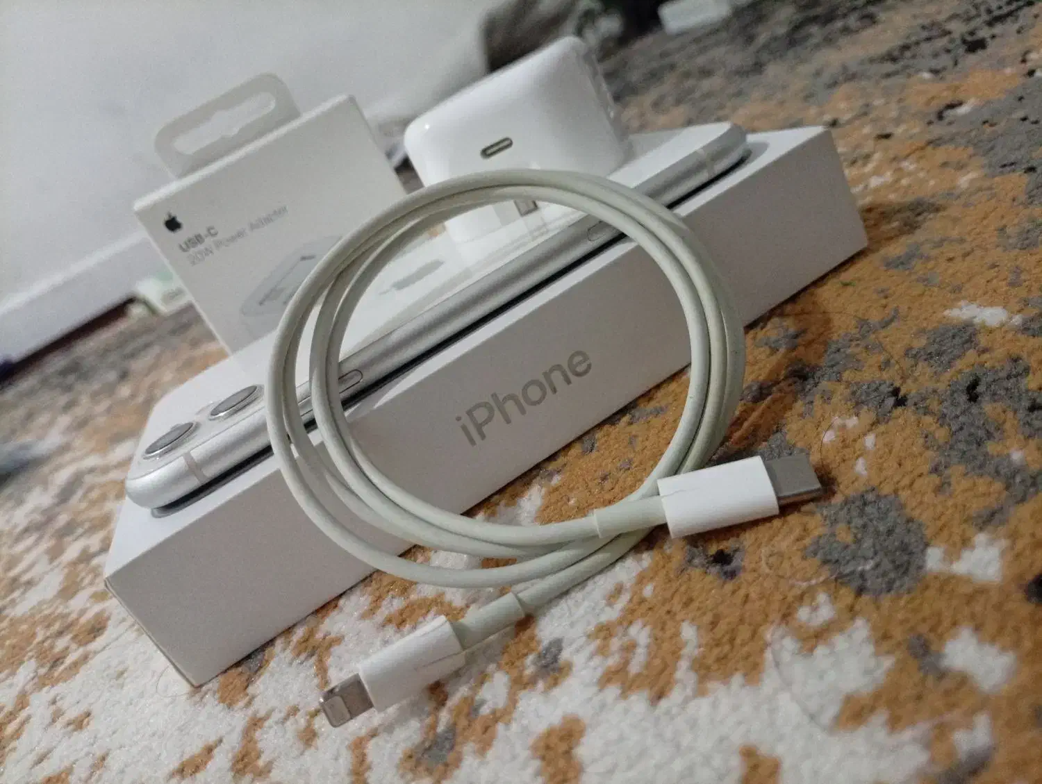 ایفون11نرمال|موبایل|بوشهر, |دیوار