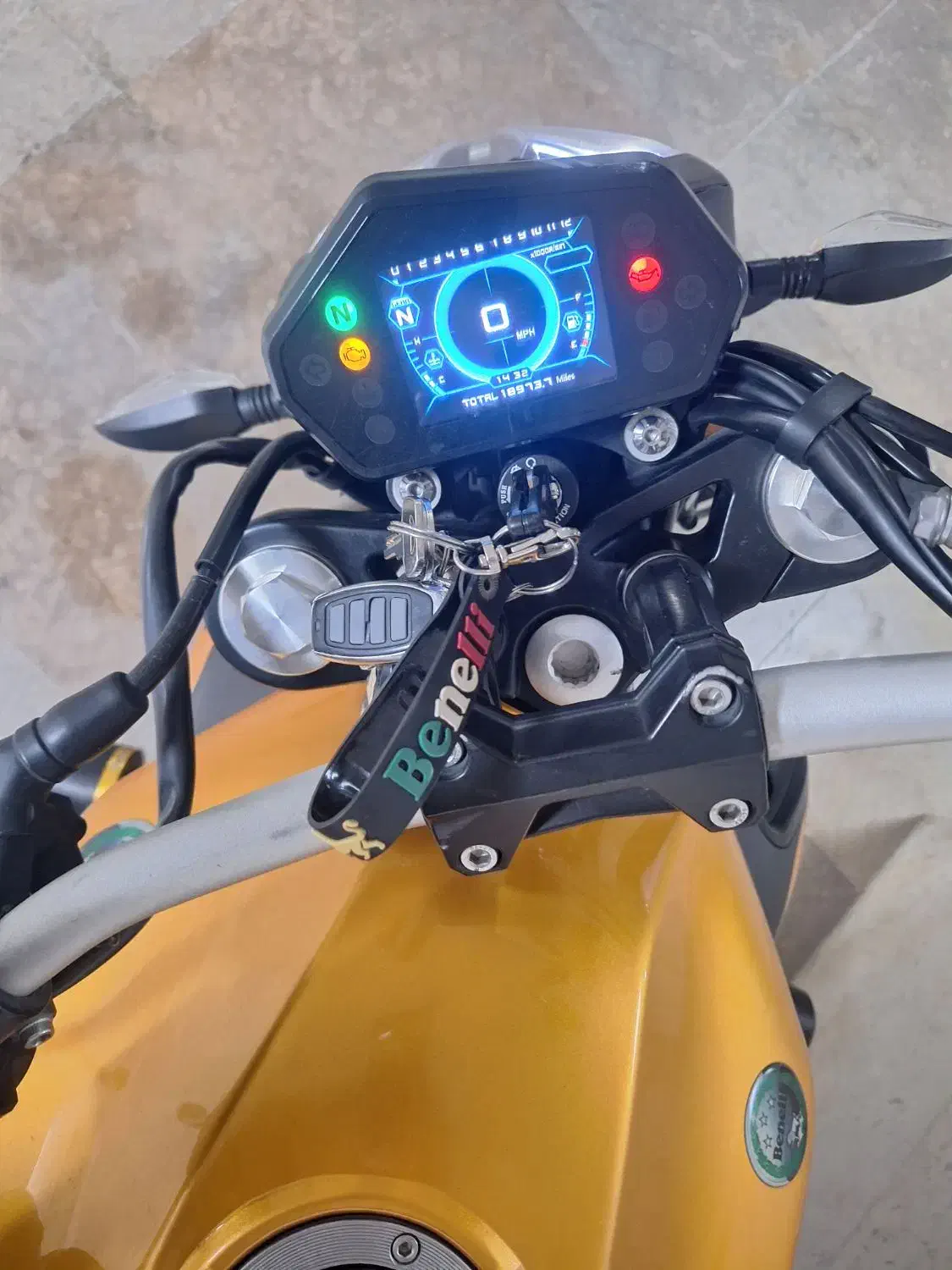 موتوربنلی ۳۰۰سی سی دوسیلند|موتورسیکلت|تهران, باشگاه نفت|دیوار