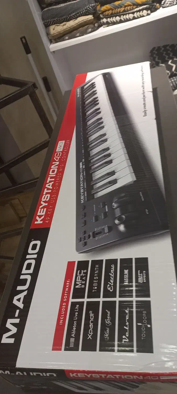 فروش میدی کنترلر M audio mk3|پیانو، کیبورد، آکاردئون|صدرا-فارس, فاز ۲|دیوار