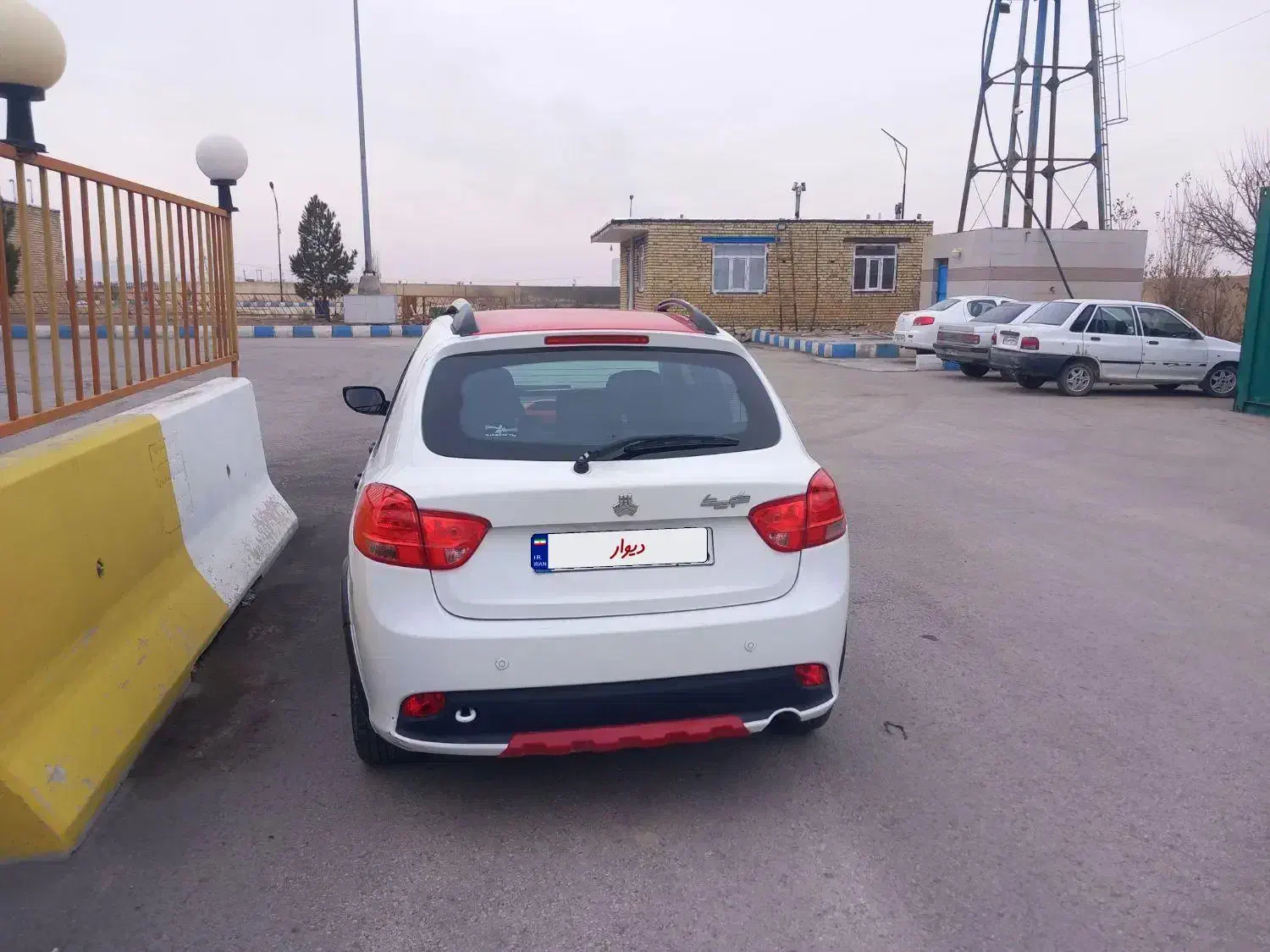 کوئیک ار سقف قرمز|خودرو سواری و وانت|همدان, |دیوار