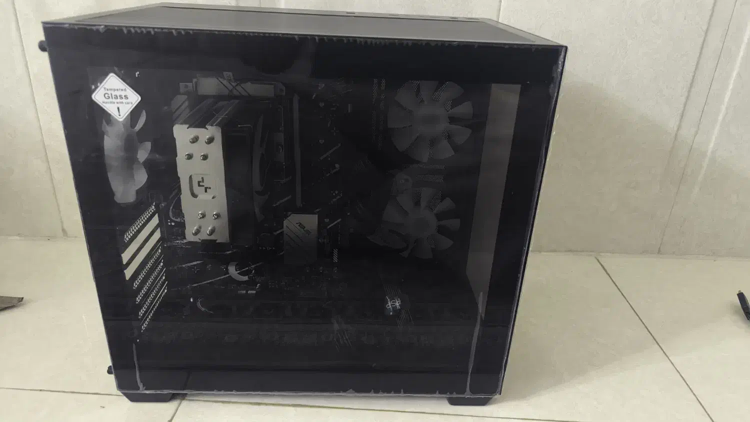 کیس گیمینگ|رایانه رومیزی|تهران, فلسطین (میدان انقلاب)|دیوار