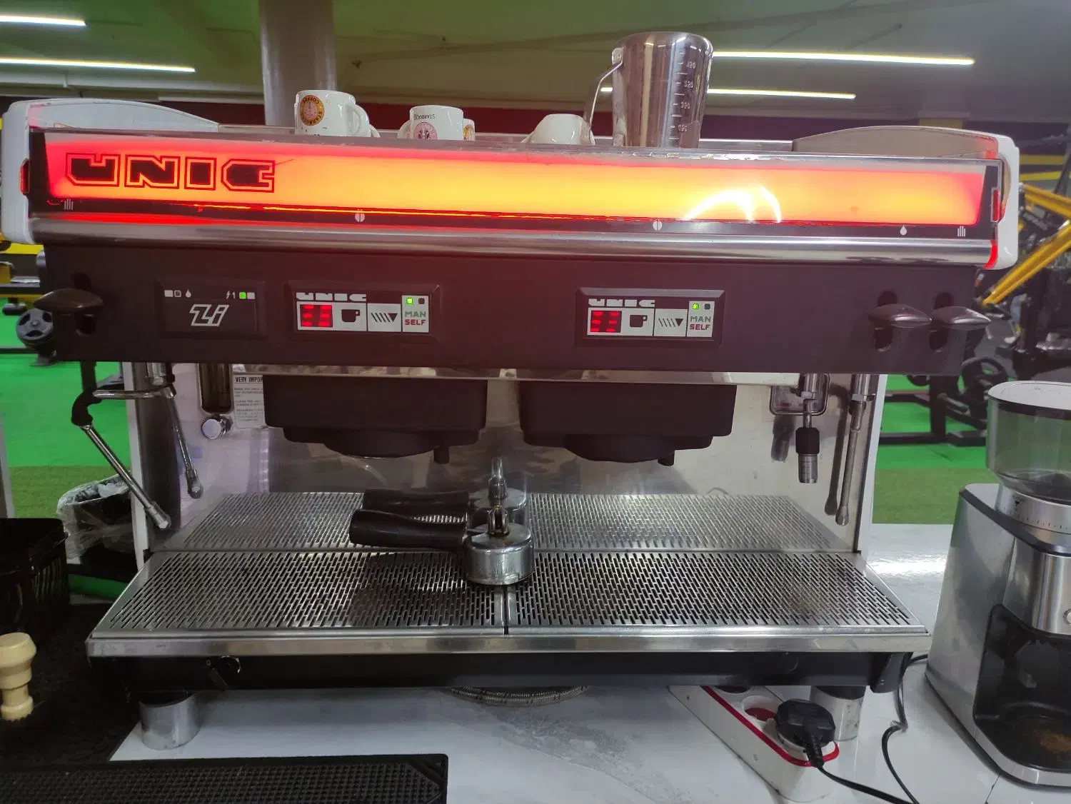 اسپرسوساز صنعتی یونیک فرانسه  دو گروپ|کافی‌شاپ و رستوران|اصفهان, گرکان|دیوار