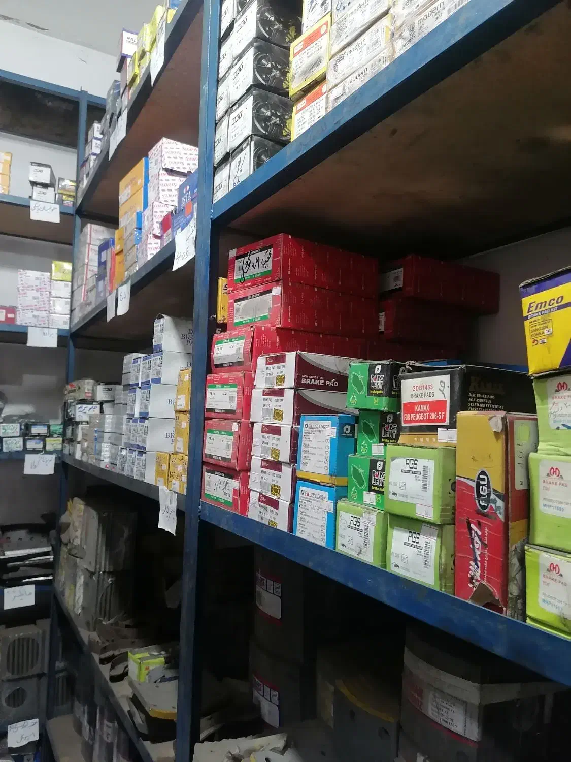 فروش تخصصی انواع لنت سبک و سنگین|قطعات یدکی و لوازم جانبی|زرند, |دیوار