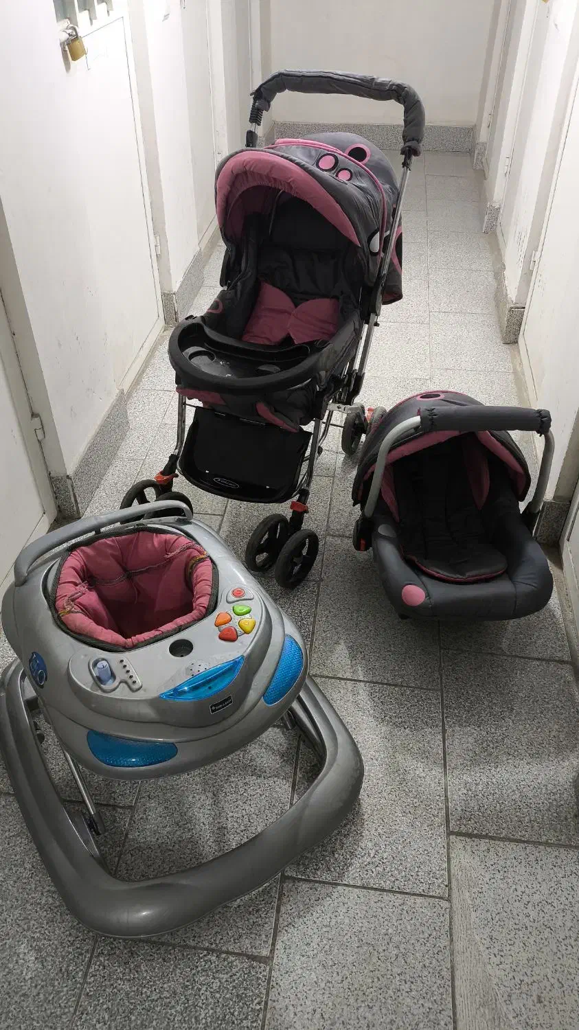 ست کالسکه و کریر و روروئک|کالسکه و لوازم جانبی|گنبد کاووس, |دیوار