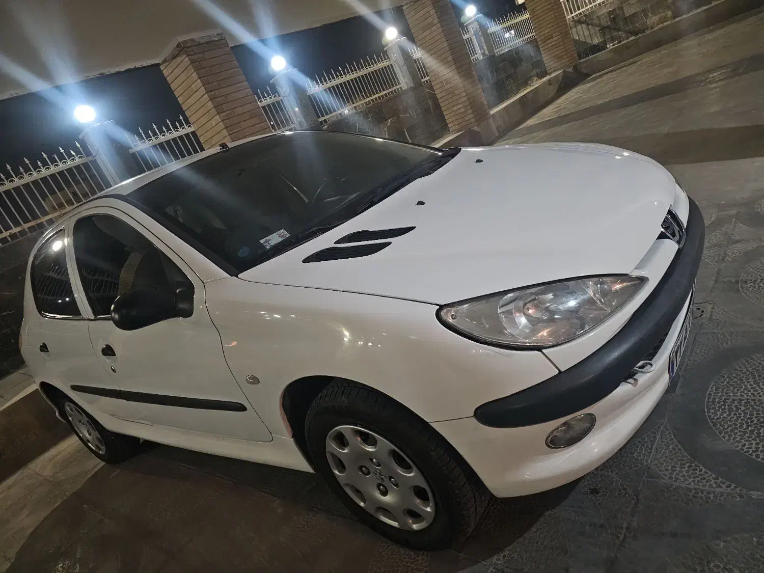 ۲۰۶ تیپ دو سالم|خودرو سواری و وانت|فولادشهر, C4|دیوار