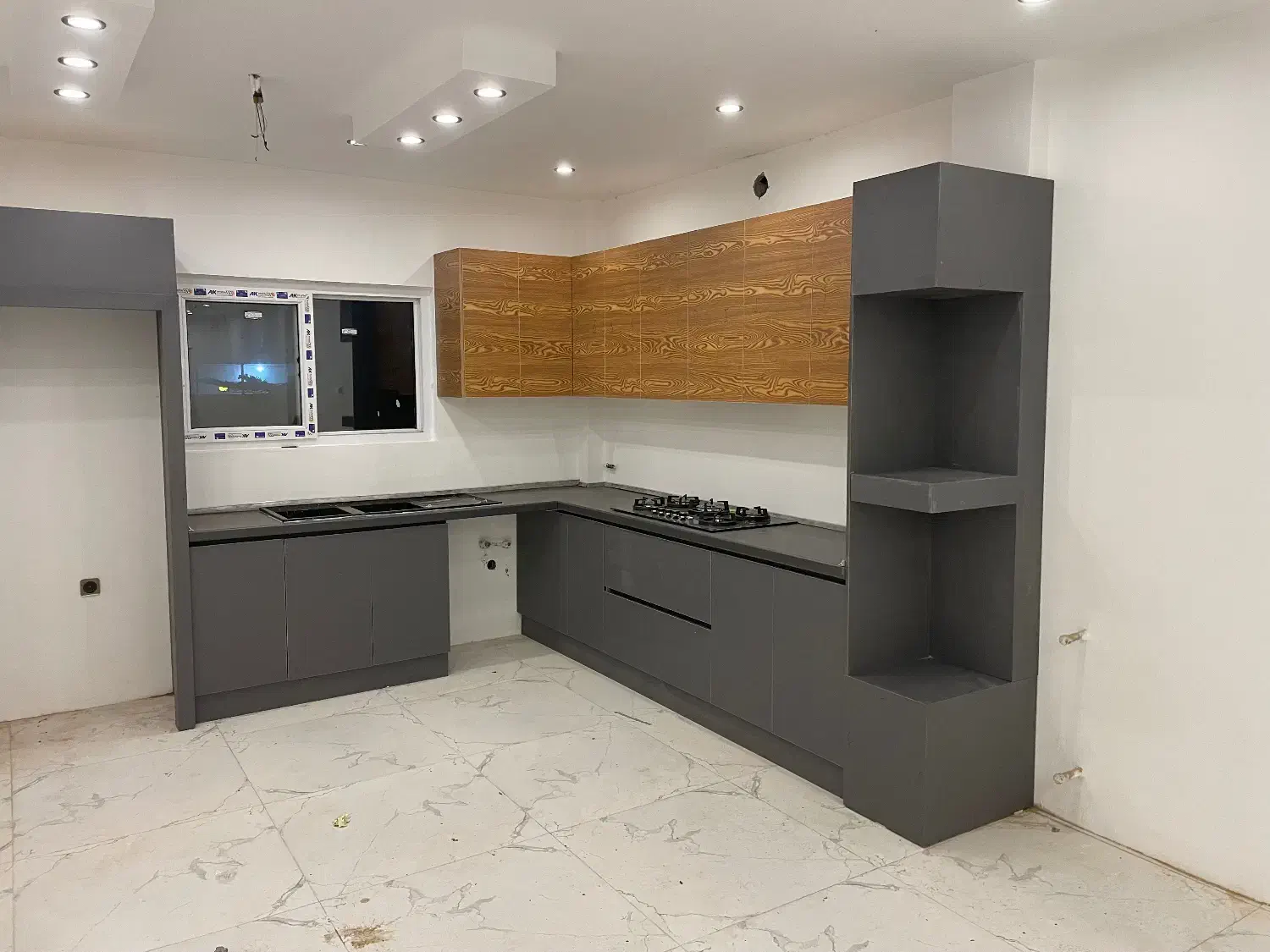 کابینت سازی|استخدام صنعتی، فنی، مهندسی|نور, |دیوار