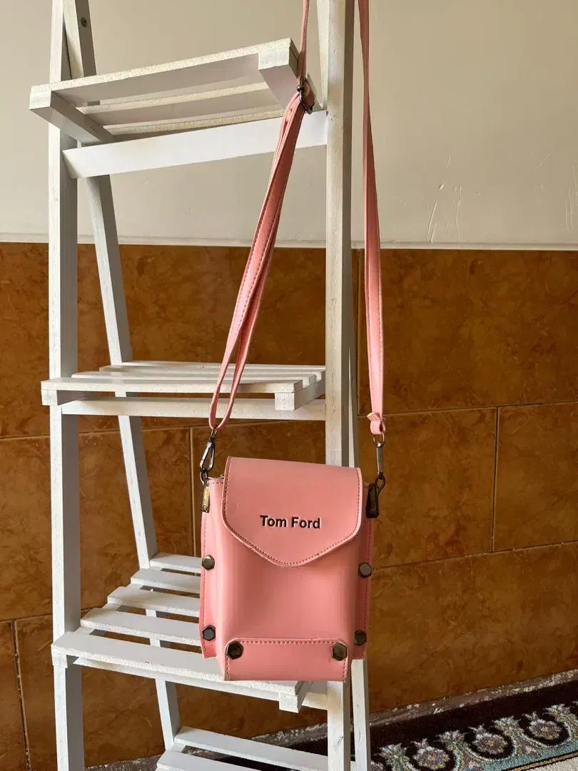 کیف|کیف، کفش، کمربند|زرقان, |دیوار