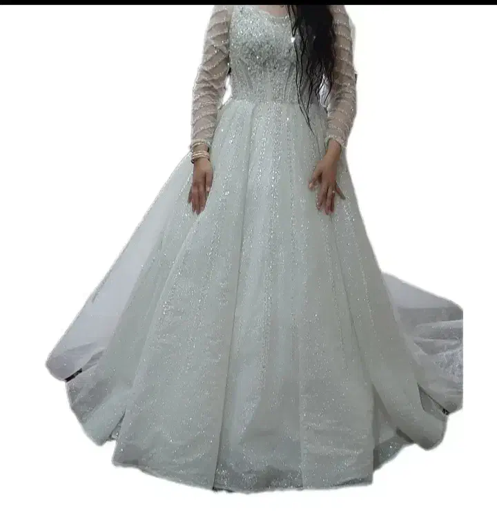 لباس خوشگل|لباس|برخوار, |دیوار