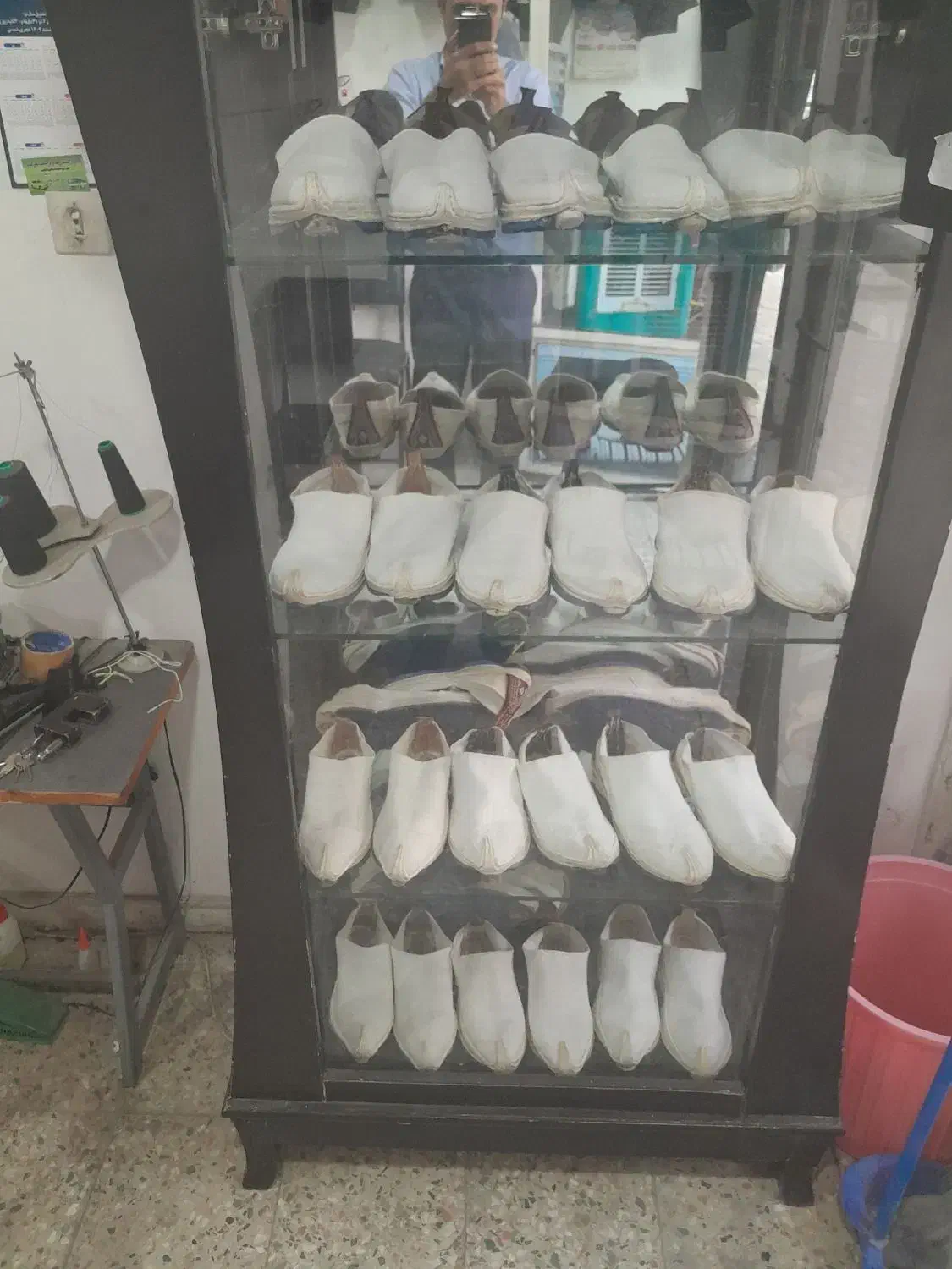 کلاه و چوقا و گیوه ملکی|لباس|فارسان, |دیوار