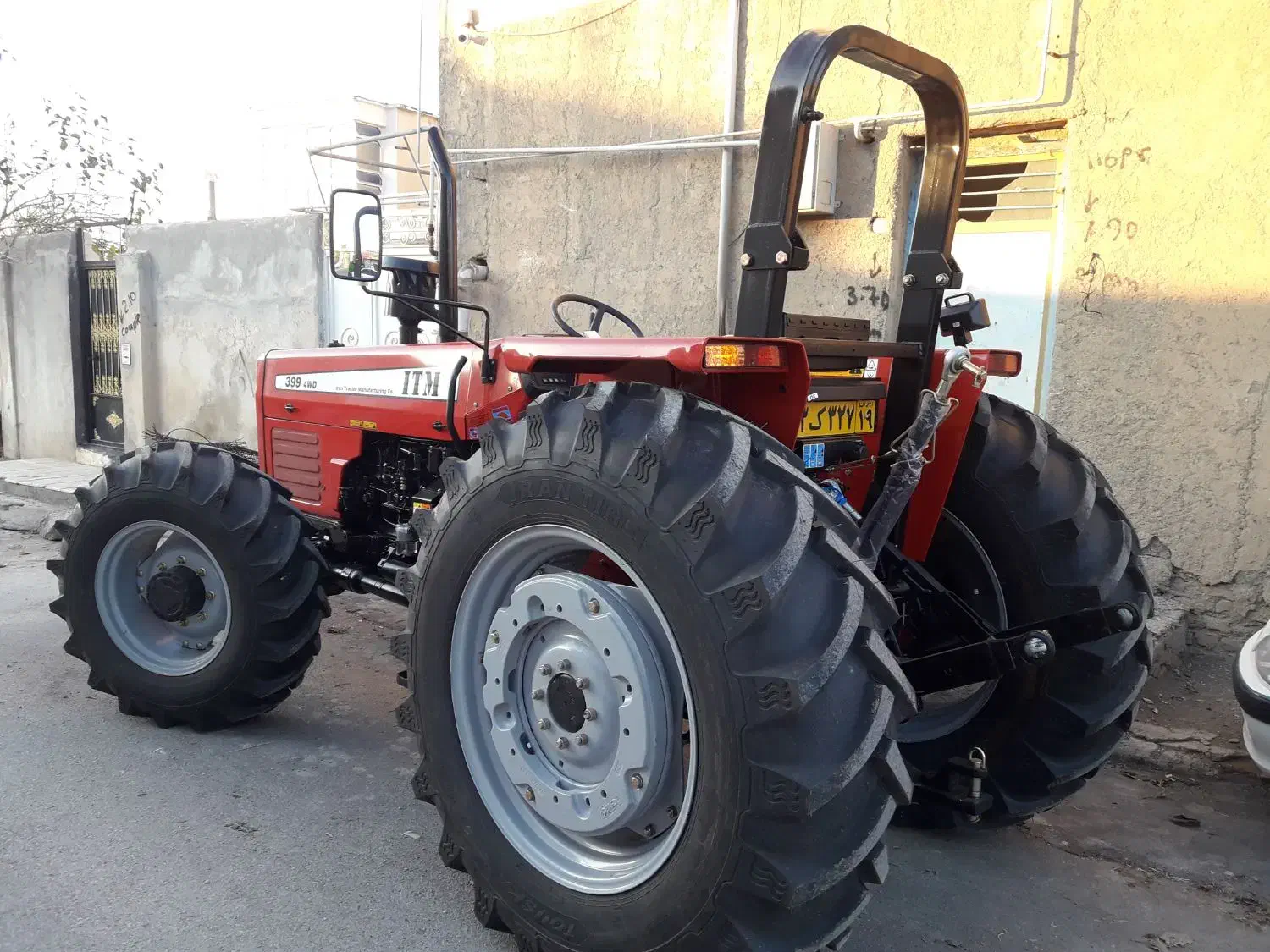 تراکتور ۳۹۹ دودفرانسیل خشک|خودرو سنگین|کرمانشاه, |دیوار