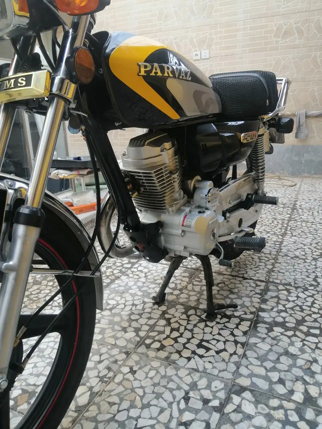 پرواز 125|موتورسیکلت|خمینی‌شهر, |دیوار