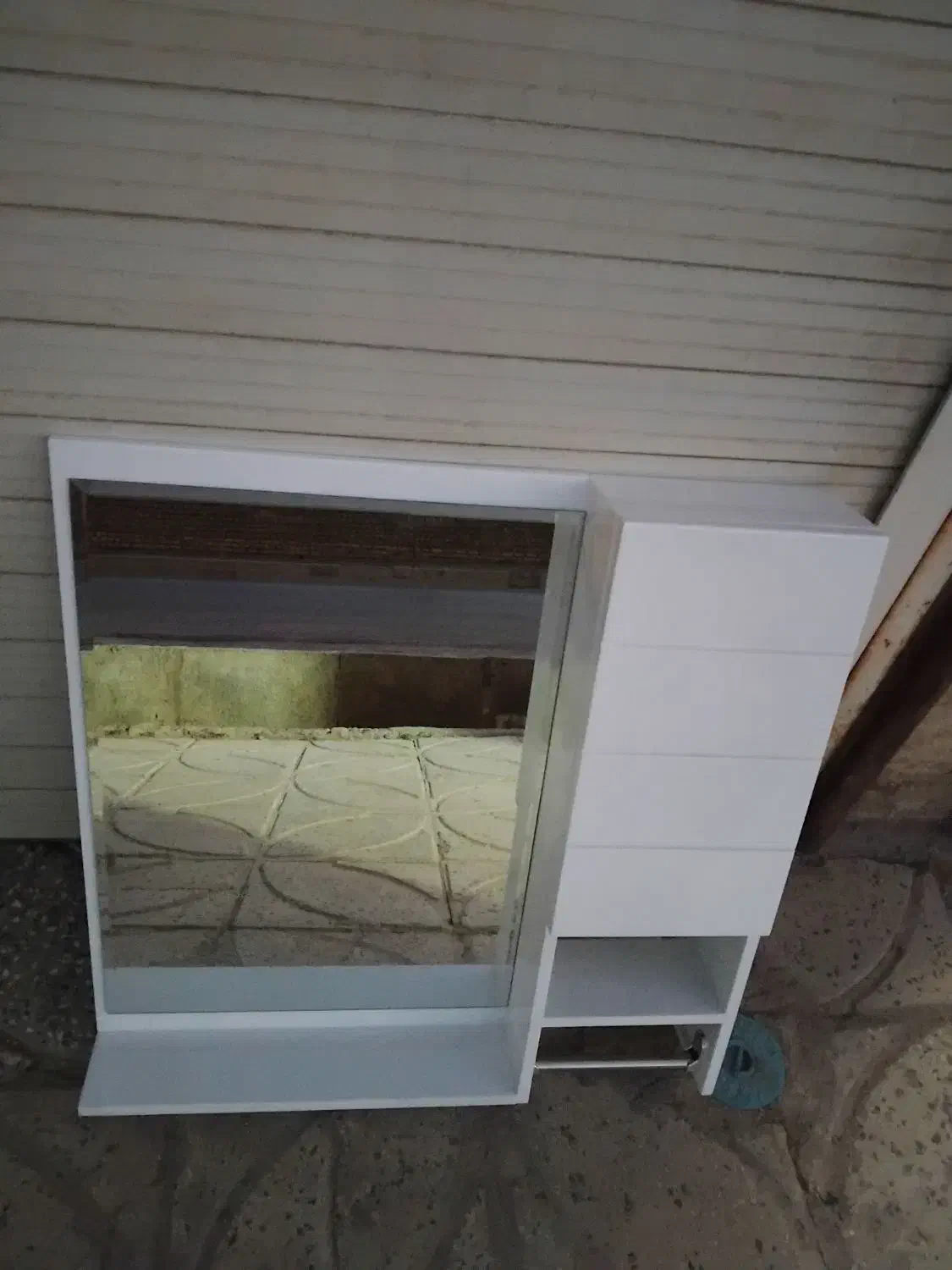 تولیدی اینه باکس pvc|لوازم سرویس بهداشتی|اراک, |دیوار