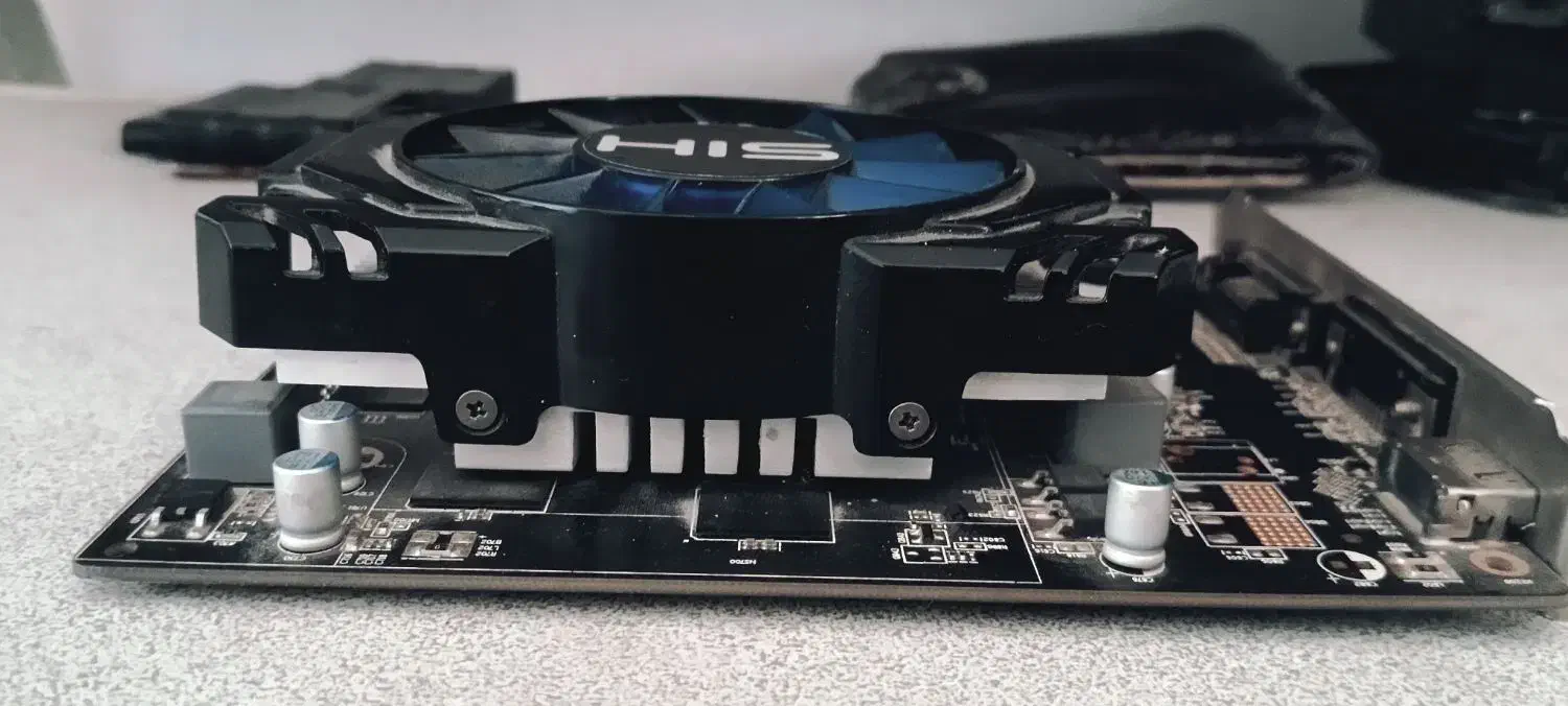 کارت گرافیک R7 240 2GB DDR5|قطعات و لوازم جانبی رایانه|زاهدان, |دیوار