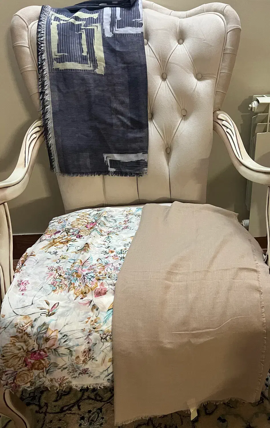 کیف کوله پشتی و شال و روسری|کیف، کفش، کمربند|گنبد کاووس, |دیوار