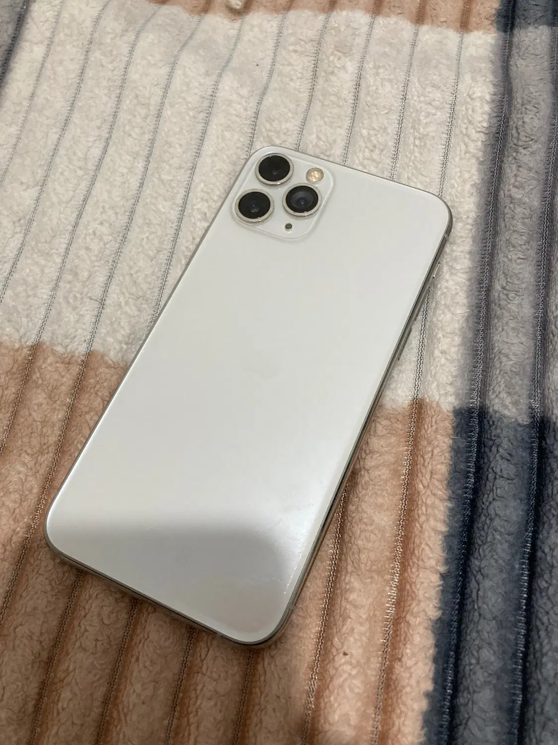 iphone 11 pro 256 zaa|موبایل|اهواز, گلستان|دیوار