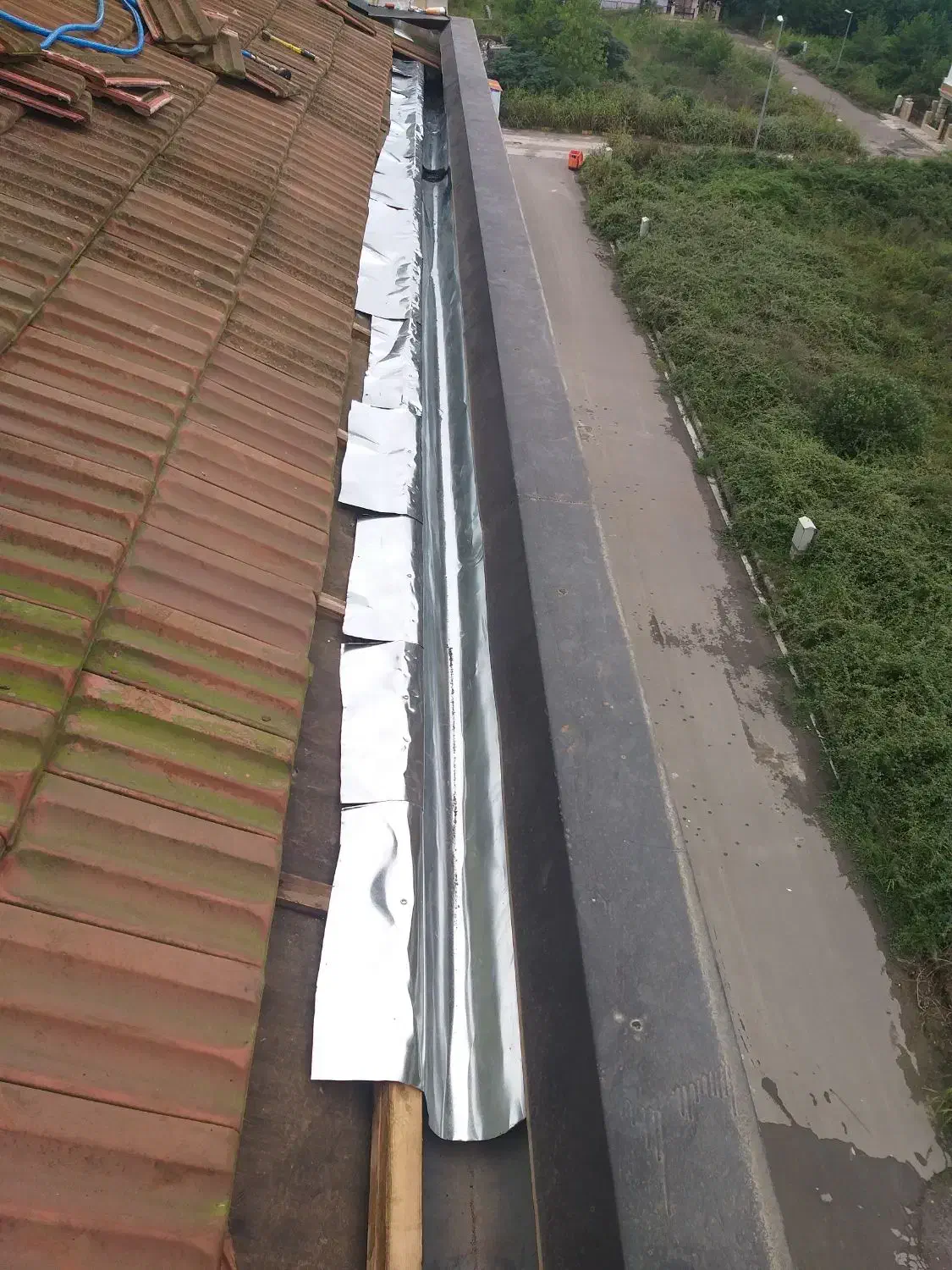 تعمیرات واب بندی سقف شیروانی وناودانی|خدمات پیشه و مهارت|چالوس, |دیوار