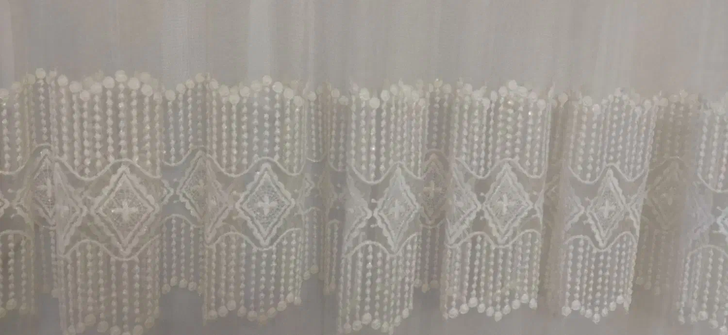 پرده 2/5در4/5|پرده، رانر، رومیزی|رشت, کوی مهر|دیوار