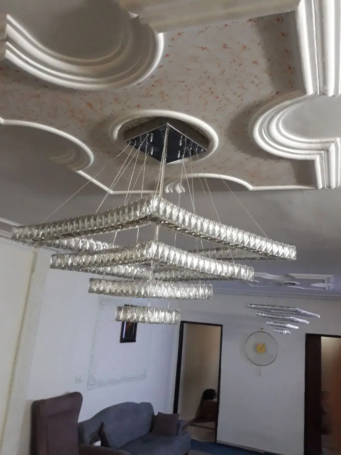 ۵ عدد لوستر کهکشانی تمام کیریستال ریموت دار|لوستر و چراغ آویز|گلستان (تهران), |دیوار