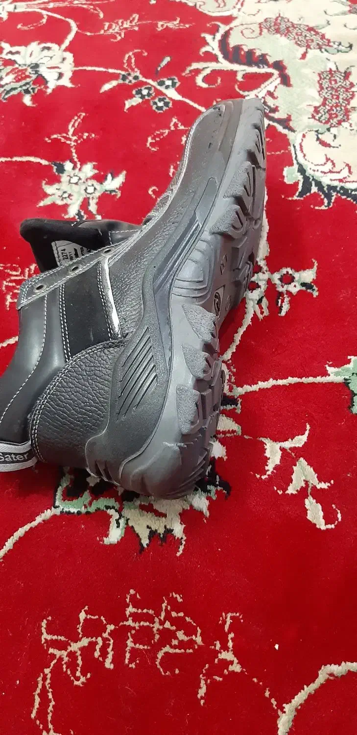 کفش کار با قیمت تولیدی|کیف، کفش، کمربند|قم, تولید دارو و یخچال|دیوار