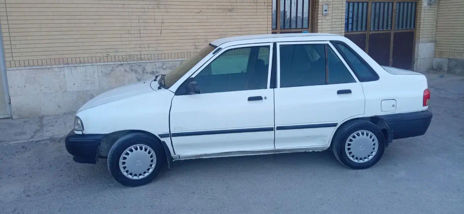 پراید 82 کاربراتوری سالم|خودرو سواری و وانت|ابرکوه, |دیوار