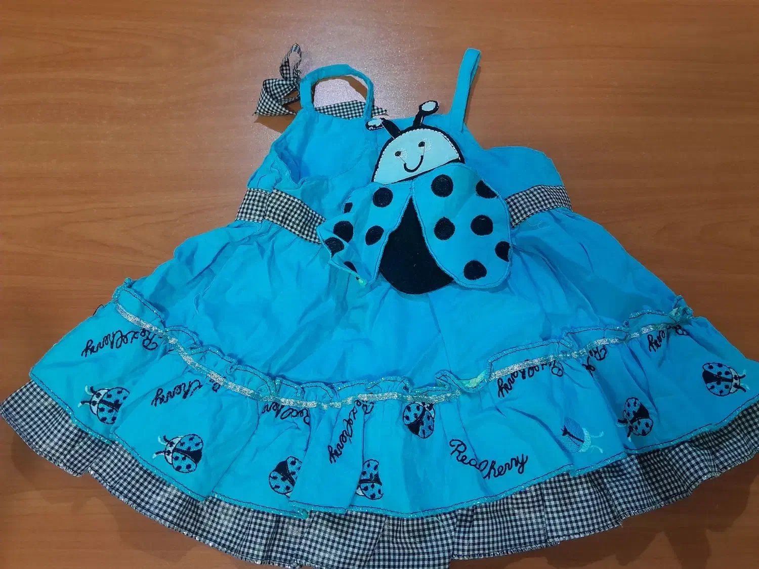 لباس دو ماهگی تا دو سالگی|کفش و لباس بچه|رشت, منظریه|دیوار