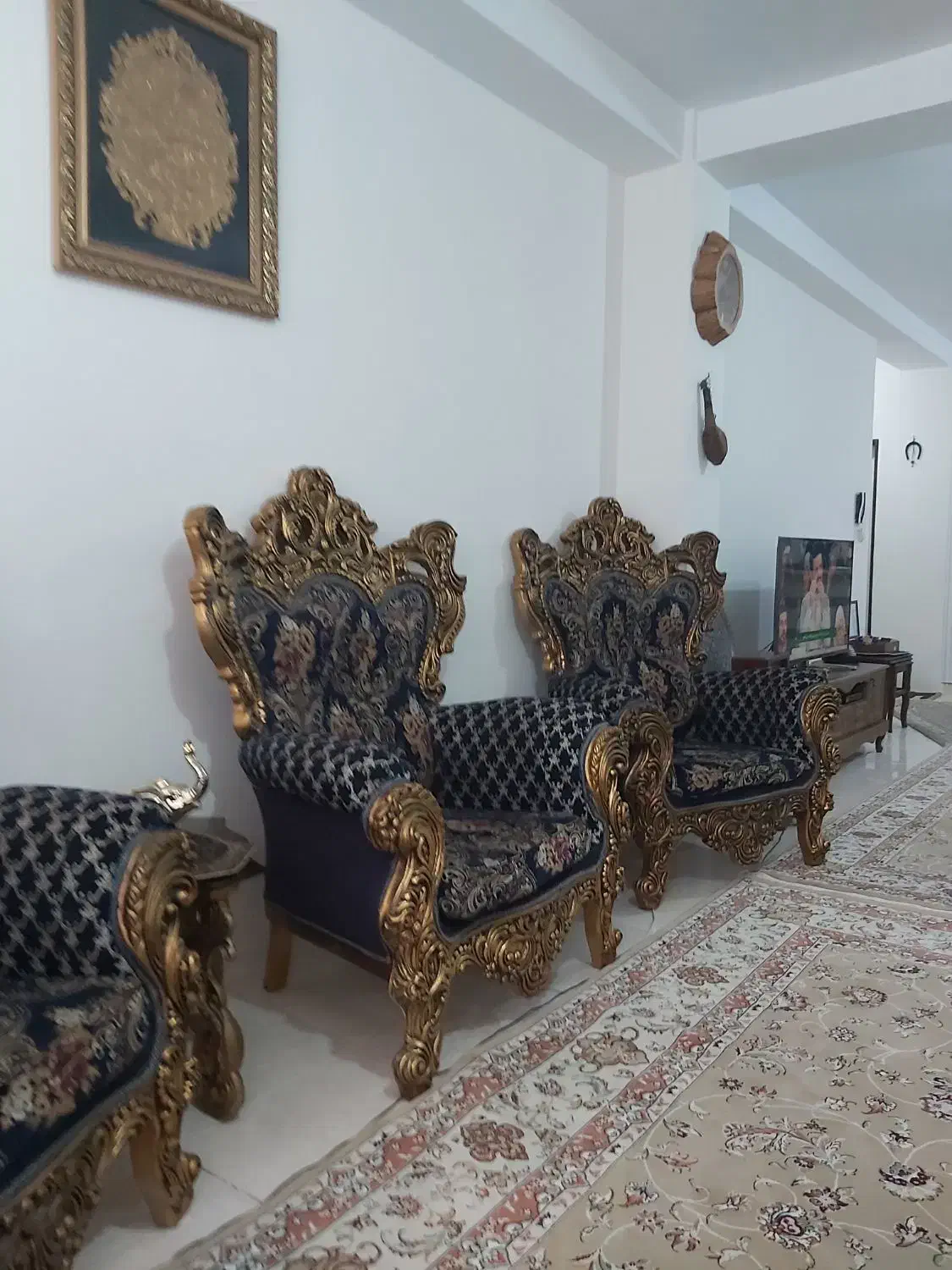 سرویس مبل 9نفره میز ناهار خوری 4نفره به علت جابجای|مبلمان خانگی و میز عسلی|پرند, فاز ۶|دیوار