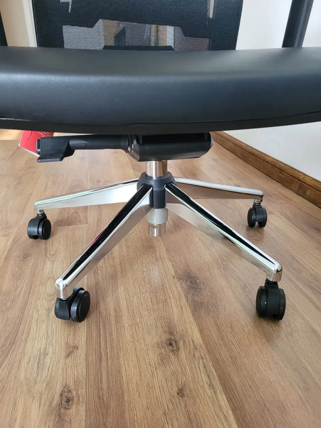 صندلی کامپیوتر و اداری نیلپر|مبلمان اداری|رویان, |دیوار