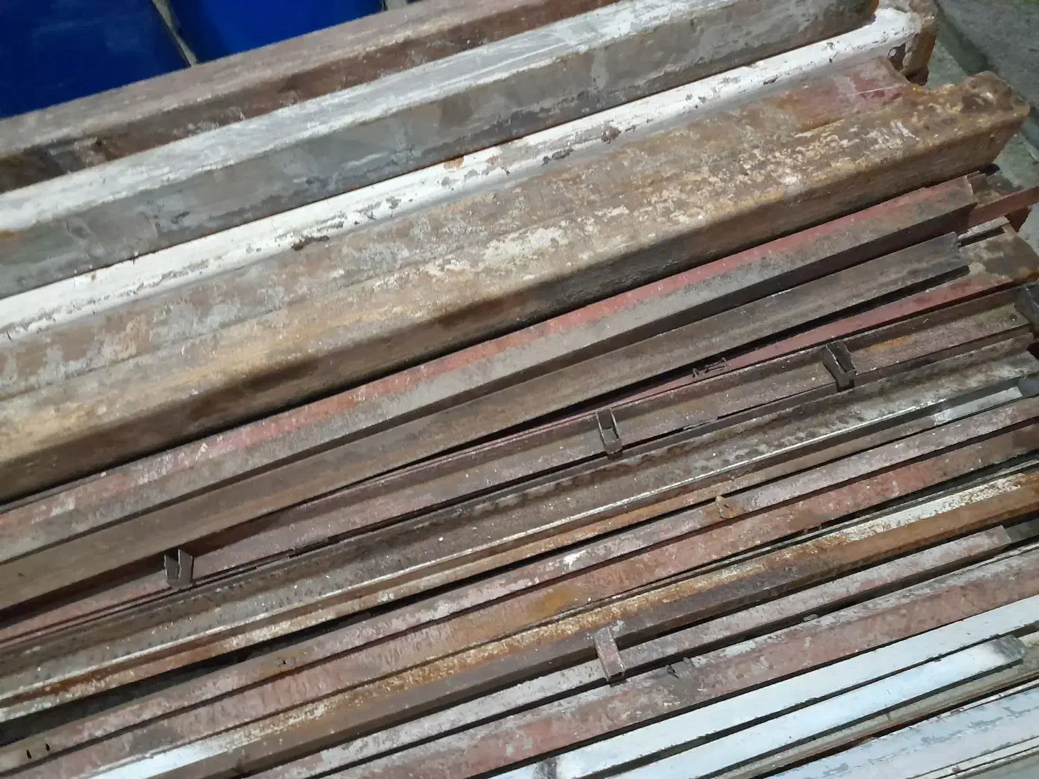 تیر آهن و قوطی|مصالح و تجهیزات ساختمان|رشت, لاکان|دیوار