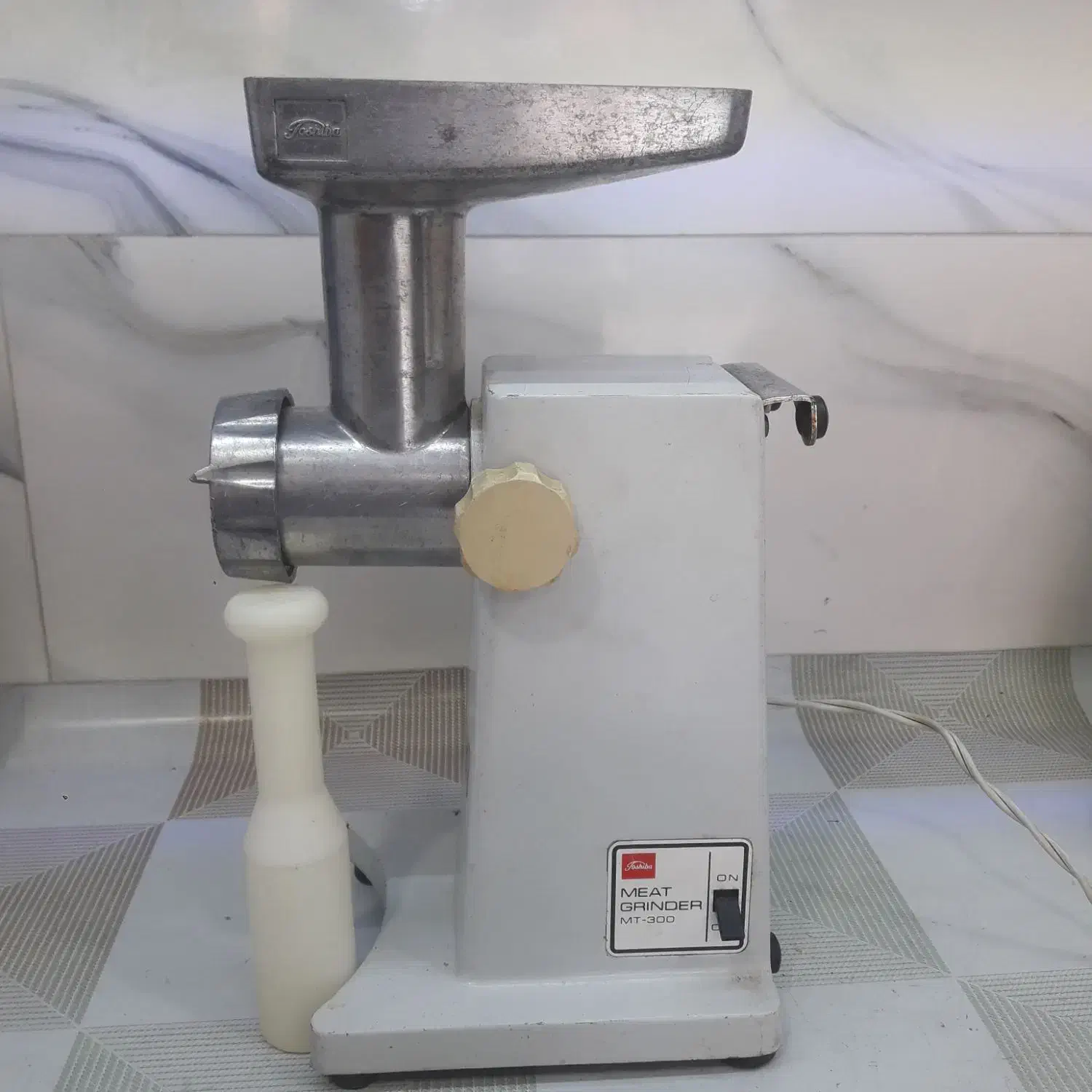 چرخ گوشت توشیبا ژاپن|خردکن، آسیاب، غذاساز|بندر انزلی, امامزاده|دیوار