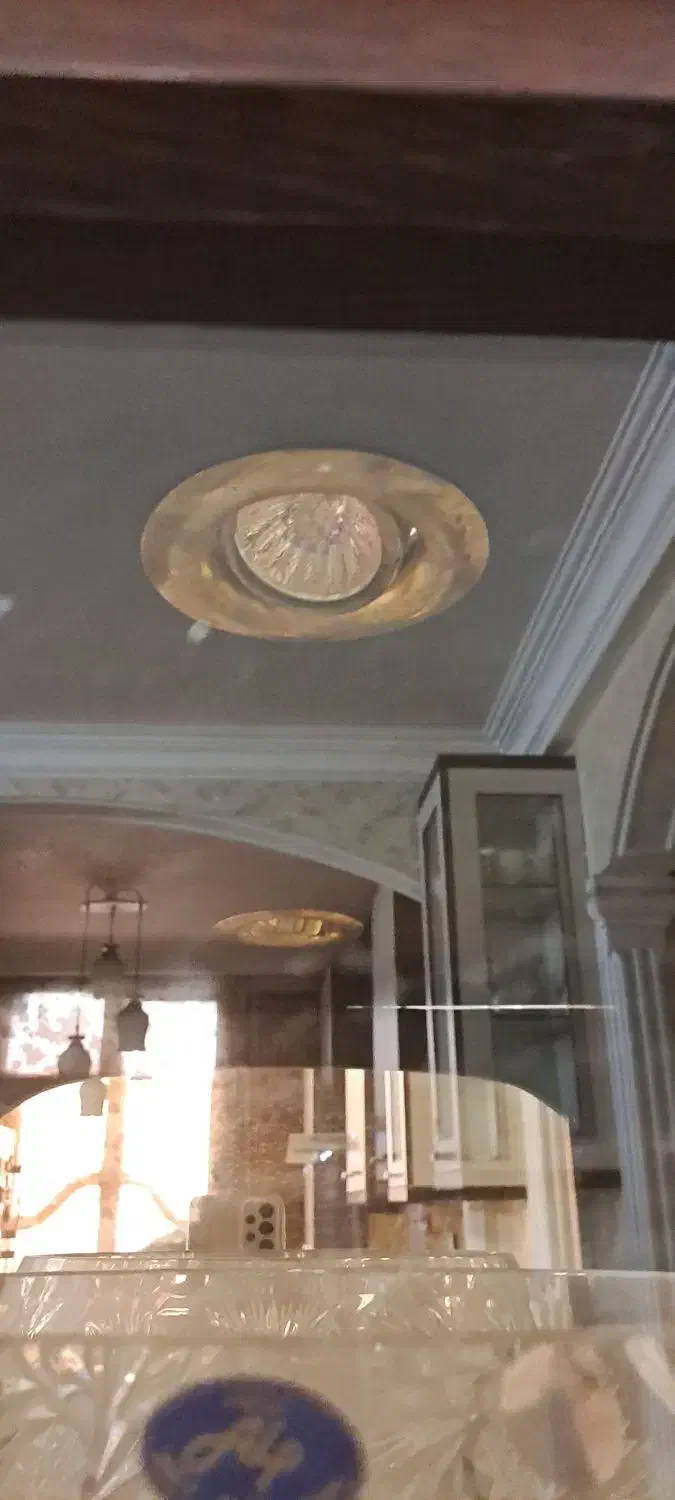 بوفه سبک ایتالیایی با روشنایی|بوفه، ویترین، کنسول|تهران, پرستار|دیوار