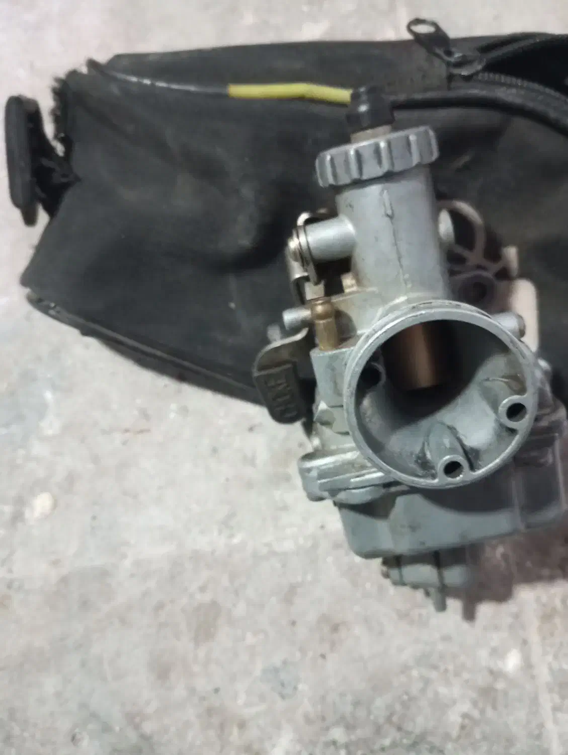 کاربراتور موتور قدیمی|قطعات یدکی و لوازم جانبی|آفتاب, |دیوار