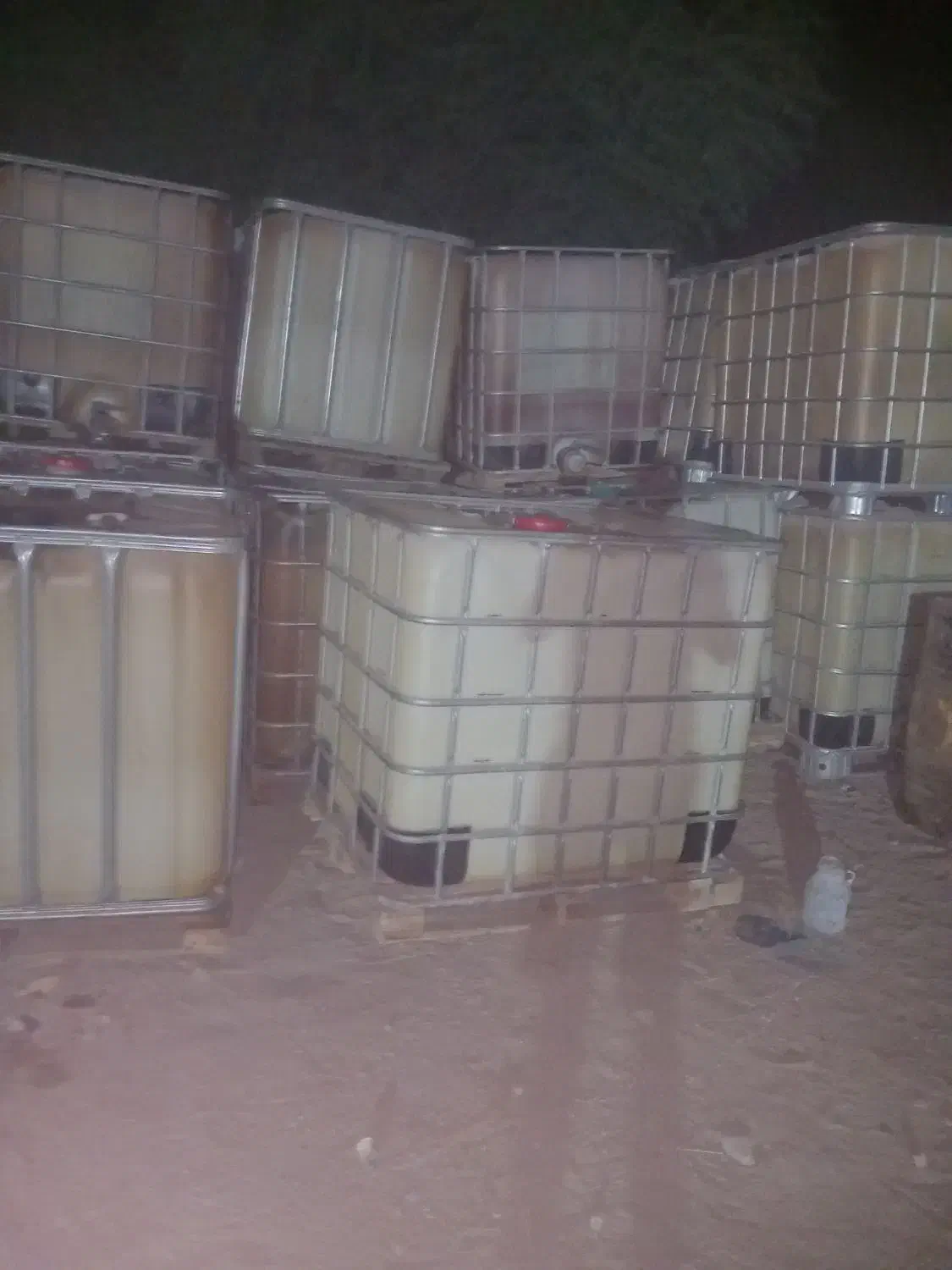 مغزن هزار لیتری|مصالح و تجهیزات ساختمان|تخت, |دیوار