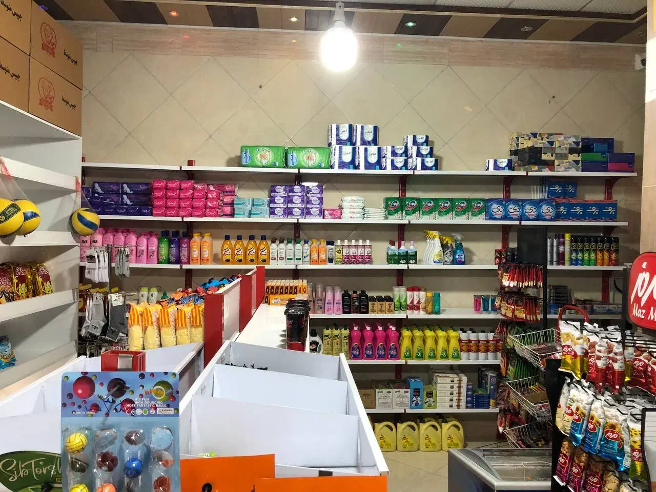 واگذاری مغازه مواد غذایی با تمامی اجناس|فروشگاه و مغازه|آبیک, |دیوار