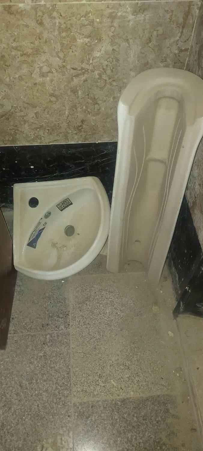 روشویی سه گوش با پایه|لوازم سرویس بهداشتی|کهریزک, |دیوار