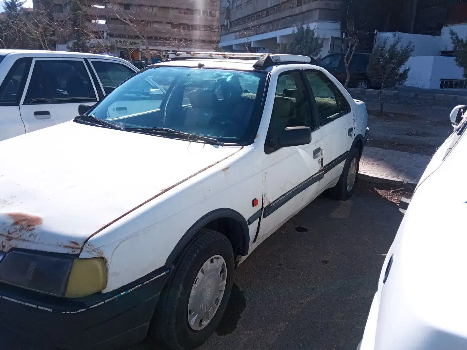 اردی سفید 84|خودرو سواری و وانت|فولادشهر, A2|دیوار