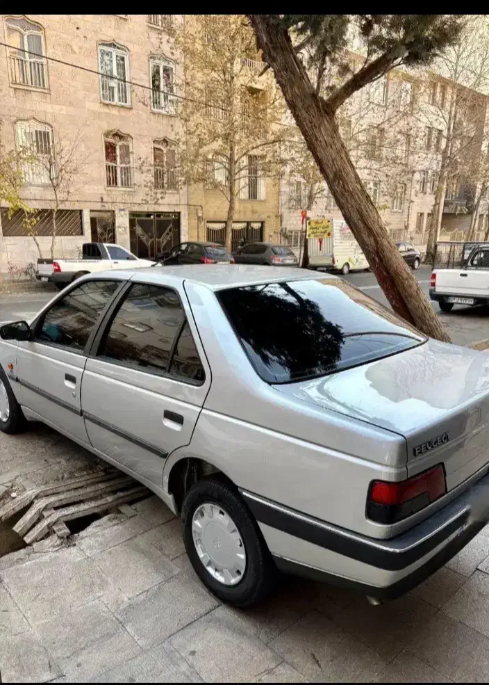 ۴۰۵مدل‌۹۴‌شاسی‌پلمپ‌خانگی‌‌بدون‌آفتاب‌سوختگی‌تمیز|خودرو سواری و وانت|کرمان, |دیوار