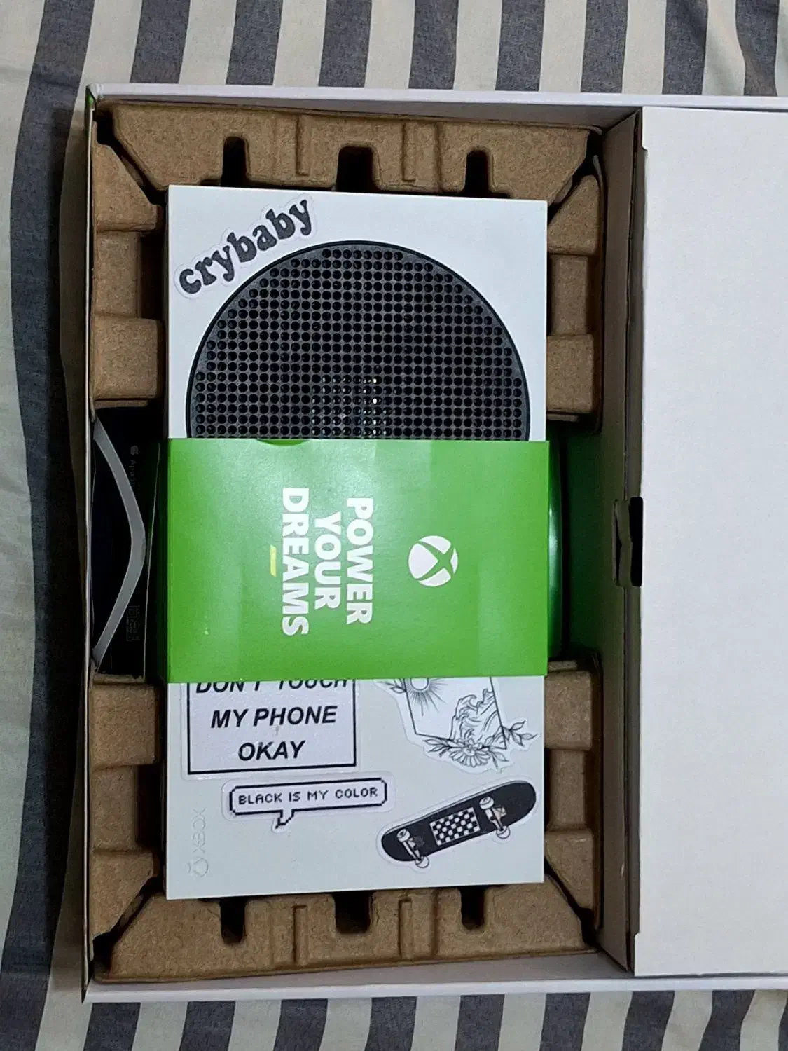 ایکس باکس سری اس همراه با جایگاه شارژ دسته|کنسول، بازی ویدئویی و آنلاین|کرج, فاز ۴ مهرشهر|دیوار