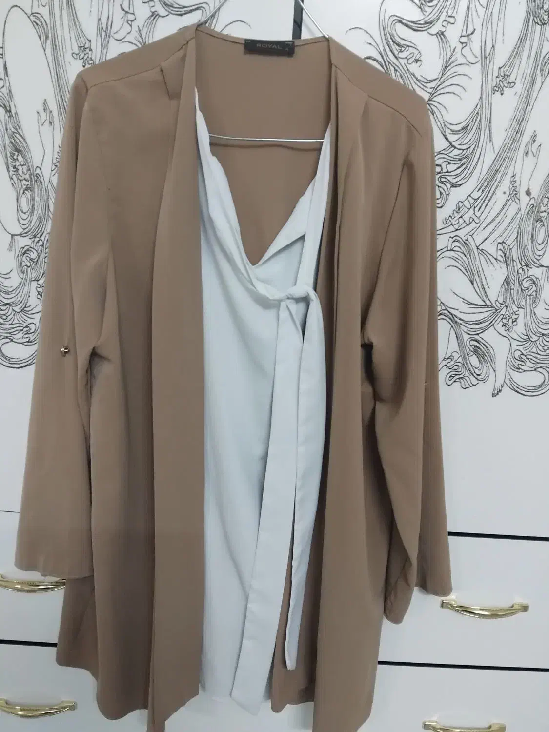 لباس مجلسی|لباس|نجف‌آباد, امام خمینی|دیوار