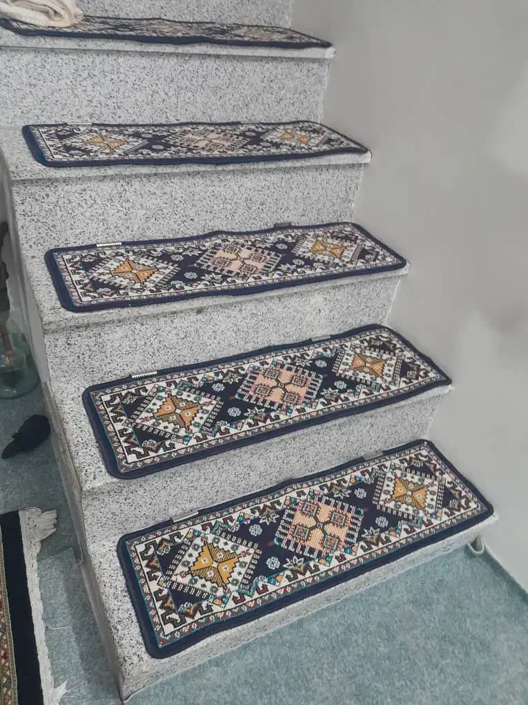 گلیم رو پله ای|گلیم، جاجیم، گبه|بروجرد, |دیوار