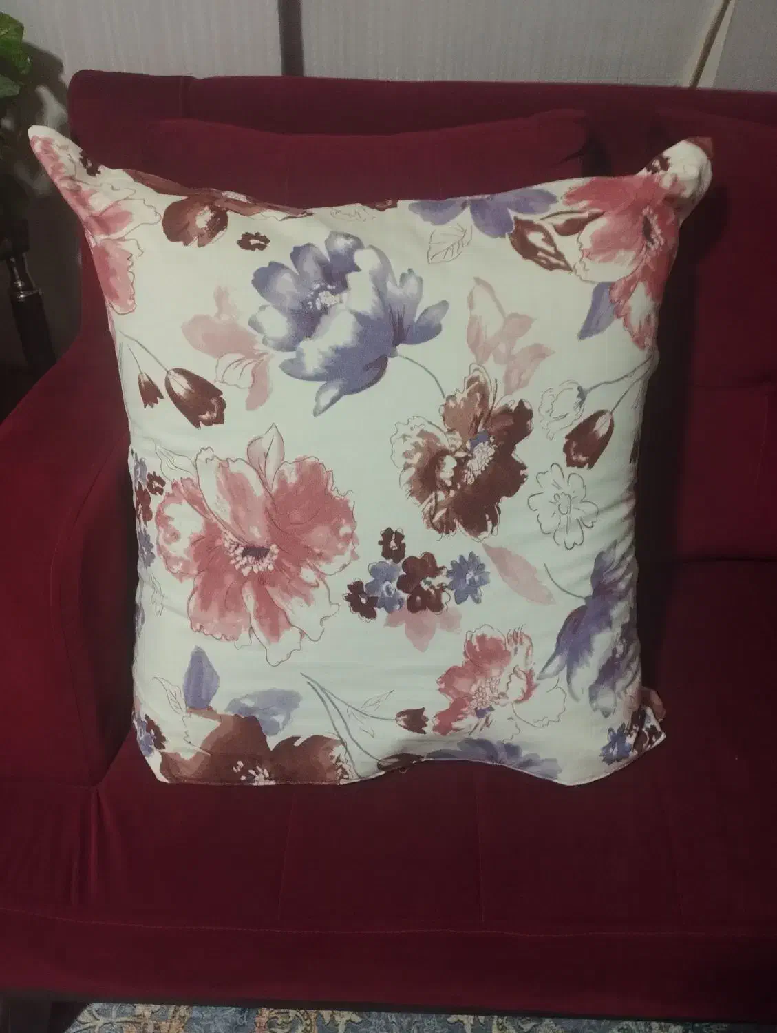 به علت مهاجرت سریع|تخت و سرویس خواب|شیراز, شهرک سراج|دیوار